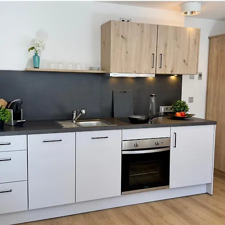 Apartmenthaus Blauer Wolf By For Living Apartment
